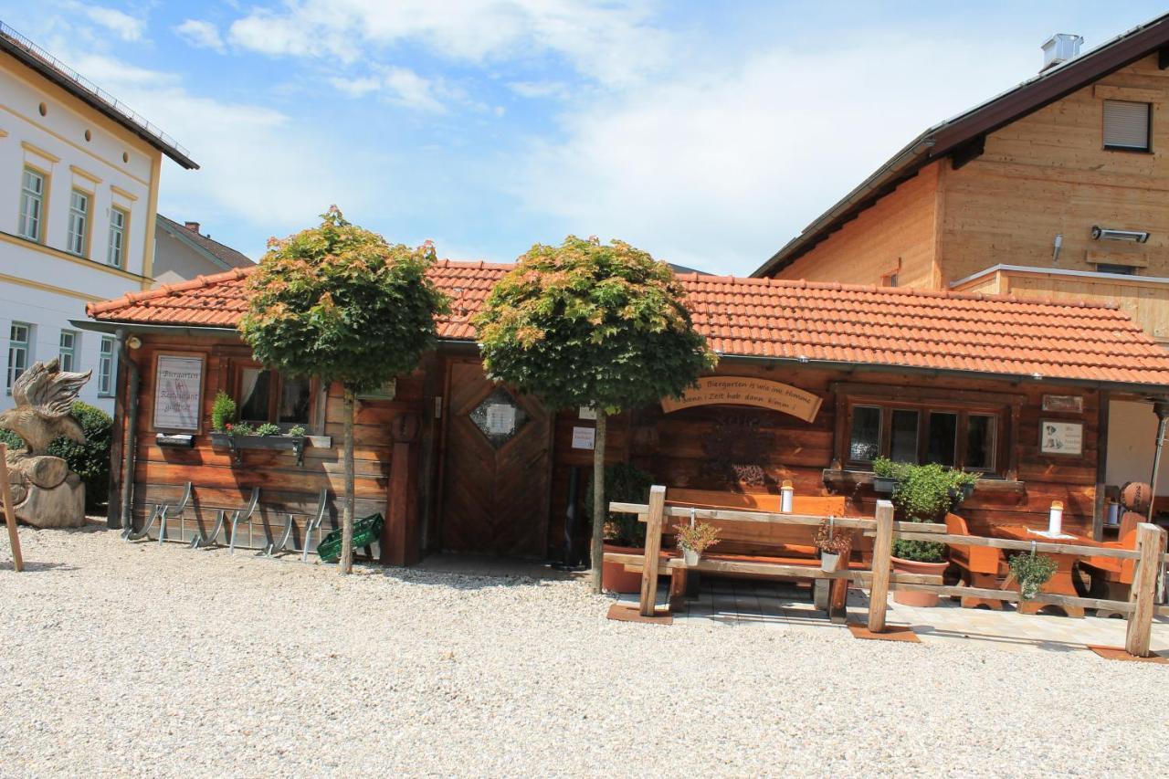 Hotel-Restaurant Gasthaus Bonimeier Niedergottsau Exterior photo