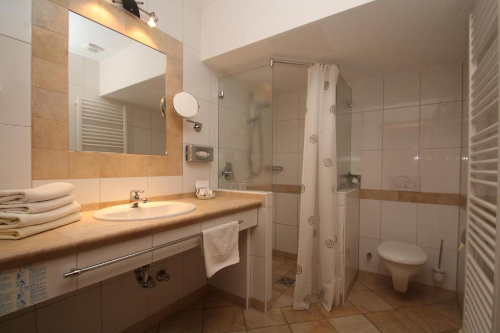 Hotel-Restaurant Gasthaus Bonimeier Niedergottsau Room photo